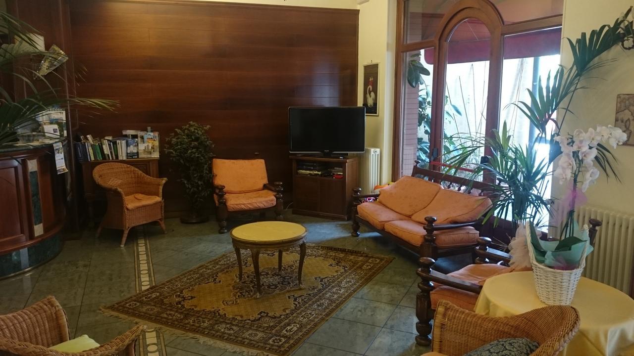 Hotel Pescetto Albenga Luaran gambar