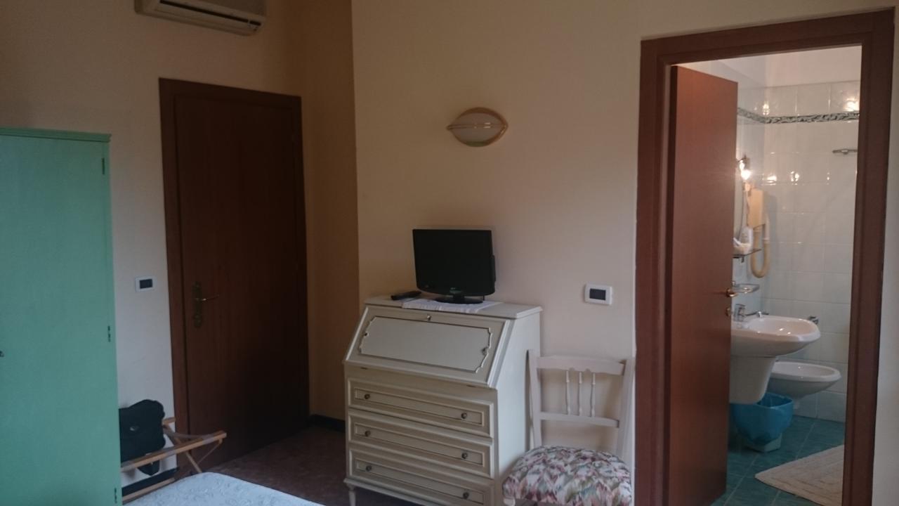 Hotel Pescetto Albenga Luaran gambar