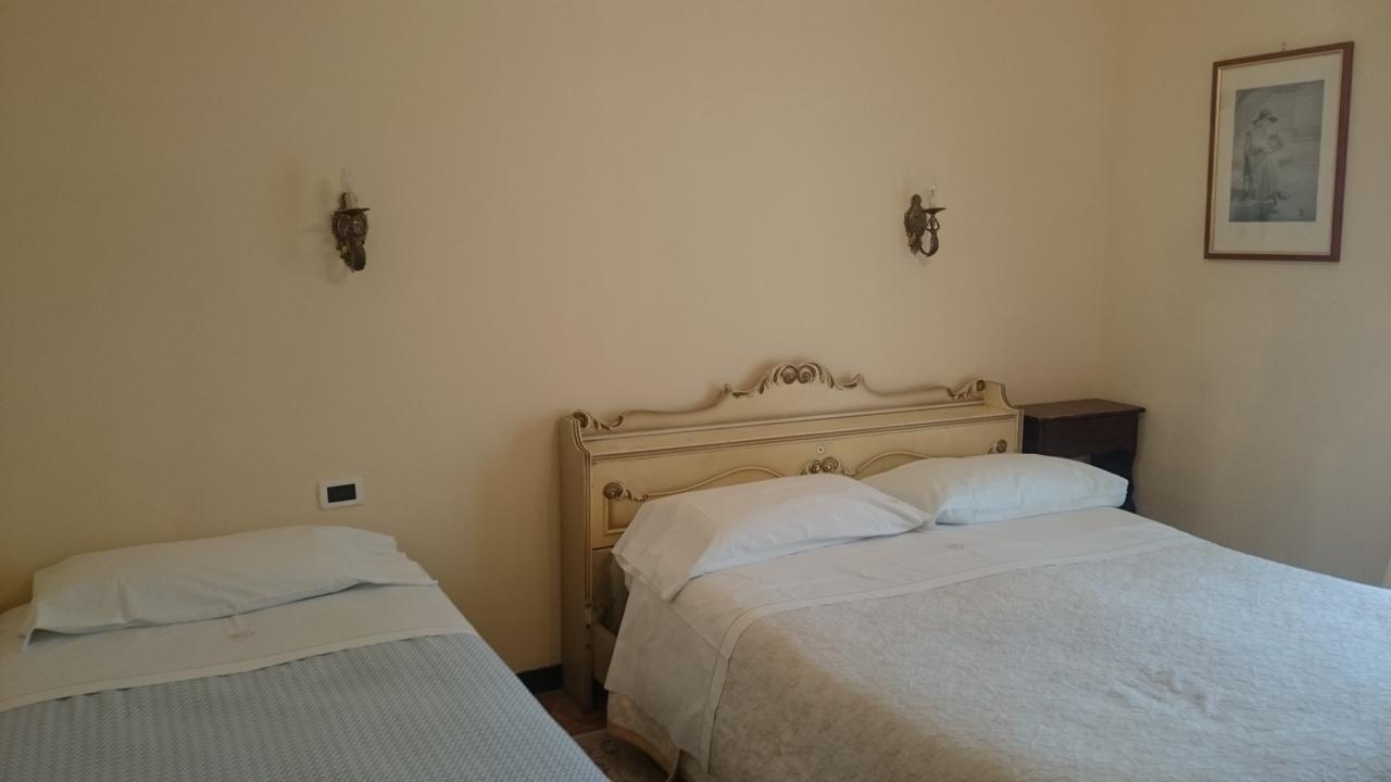 Hotel Pescetto Albenga Luaran gambar